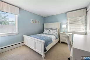 114 Summit Ave, Waldwick, NJ 07463 - Photo 16