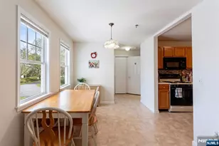 81 Park Edge 2K, Berkeley Heights Township, NJ 07922 - Photo 6