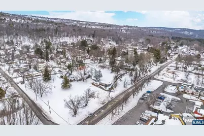 1635 Union Valley Road, West Milford, NJ 07480 - Photo 38