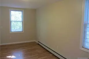 421 Riverside Dr, Wayne, NJ 07470 - Photo 4