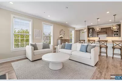 137 Aspen Drive, Cedar Grove, NJ 07009 - Photo 10
