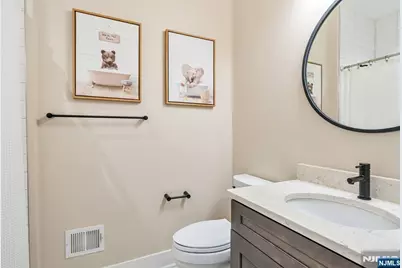 137 Aspen Drive, Cedar Grove, NJ 07009 - Photo 24