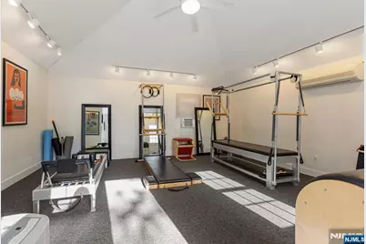 218 Inwood Avenue, Montclair, NJ 07043 - Photo 38