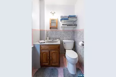 520 26th Street, Union City, NJ 07087 - Photo 10