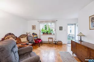 520 26th St, Union City, NJ 07087 - Photo 8
