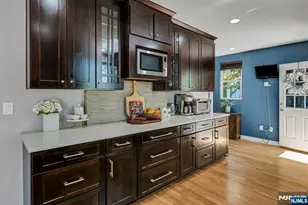 18 Gardiner Pl, Montclair, NJ 07042 - Photo 16