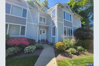 2 Grand Avenue 4 #4, Hawthorne, NJ 07506 - Photo 2