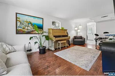 21 Howard Place, Waldwick, NJ 07463 - Photo 8