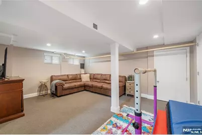 15 Valley Road, Nutley, NJ 07110 - Photo 30