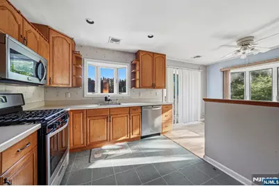 111 Deerfield Road, Wayne, NJ 07470 - Photo 8