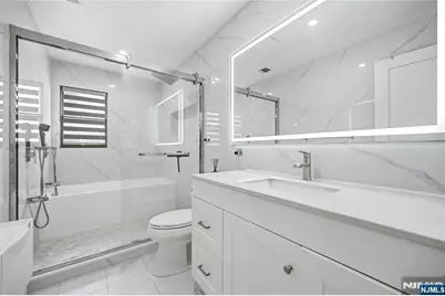 55 17th Avenue, Elmwood Park, NJ 07407 - Photo 28