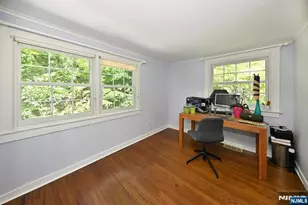 421 Hawthorne Pl, Ridgewood, NJ 07450 - Photo 24