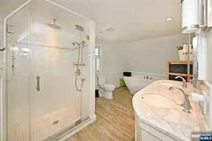 421 Hawthorne Pl, Ridgewood, NJ 07450 - Photo 16