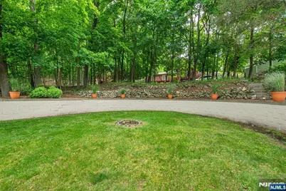 86 Minnehaha Boulevard, Oakland, NJ 07436 - Photo 36