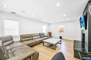 207 Degray St, North Haledon, NJ 07508 - Photo 6