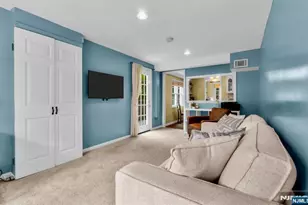 105 Bergen Ave, Waldwick, NJ 07463 - Photo 8