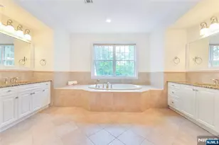 3 Christopher Ct, Montclair, NJ 07042 - Photo 26
