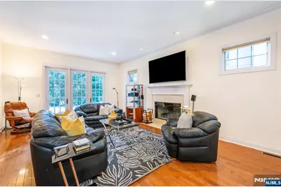 3 Christopher Court, Montclair, NJ 07042 - Photo 8