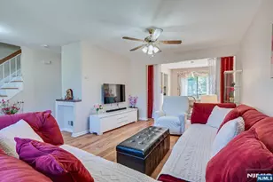 1402 Maplecrest Road 1402, Edison, NJ 08820 - Photo 14
