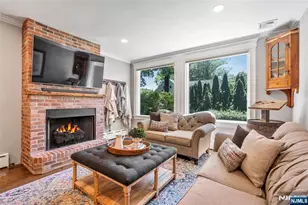 208 Lincoln Ave, Ridgewood, NJ 07450 - Photo 10