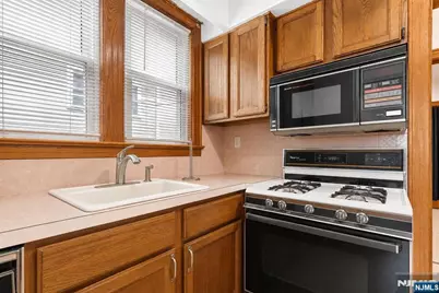 1119 Stonewall Lane, Secaucus, NJ 07094 - Photo 18