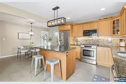 90 Columbia Avenue, Nutley, NJ 07110 - Photo 8