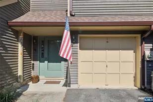 38 Lexington Ln E, West Milford, NJ 07480 - Photo 2