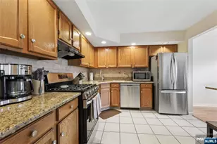 38 Lexington Ln E, West Milford, NJ 07480 - Photo 6