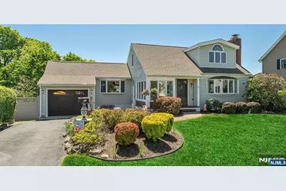 40 Walray Avenue, North Haledon, NJ 07508 - Photo 2