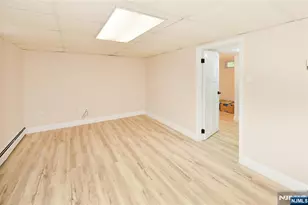 39-22 Vanore Dr, Fair Lawn, NJ 07410 - Photo 16