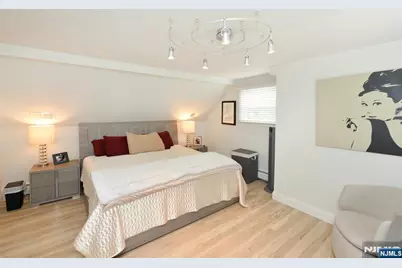 39-22 Vanore Drive, Fair Lawn, NJ 07410 - Photo 12