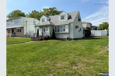 65 Hamilton Avenue, Elmwood Park, NJ 07407 - Photo 1
