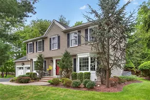 607 Poplar Rd, River Vale Township, NJ 07675 - Photo 2