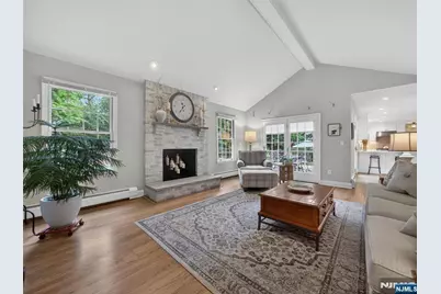 607 Poplar Road, River Vale Township, NJ 07675 - Photo 18