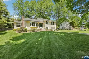 108 Kohring Circle, Harrington Park, NJ 07640 - Photo 4