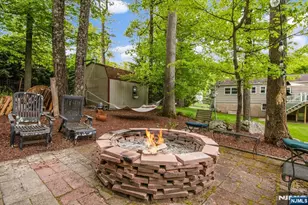 10 Hemlock Pl, Ringwood, NJ 07456 - Photo 34