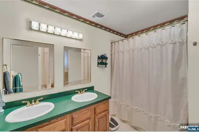 6 Jay Street, Old Tappan, NJ 07675 - Photo 20