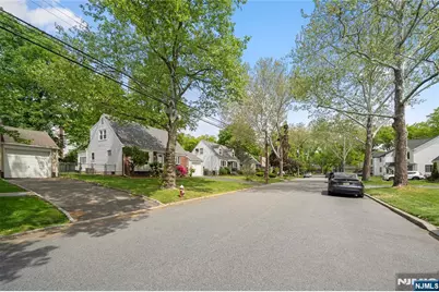 778 John Street, Teaneck Township, NJ 07666 - Photo 28