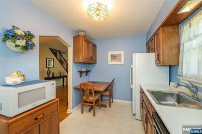 226 Westville Avenue, West Caldwell, NJ 07006 - Photo 8