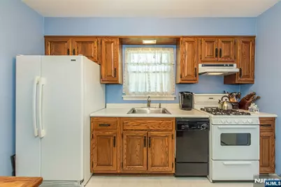 226 Westville Avenue, West Caldwell, NJ 07006 - Photo 10