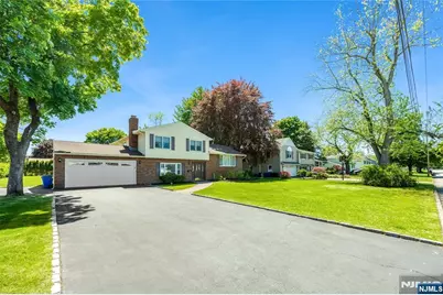 23 Slingerland Avenue, Pequannock Township, NJ 07440 - Photo 4