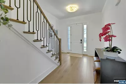 111 Woodmont Circle, River Vale Township, NJ 07675 - Photo 4