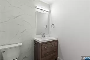 1480 15th Street B, Fort Lee, NJ 07024 - Photo 32