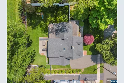 200 Hillside Avenue, River Edge, NJ 07661 - Photo 48