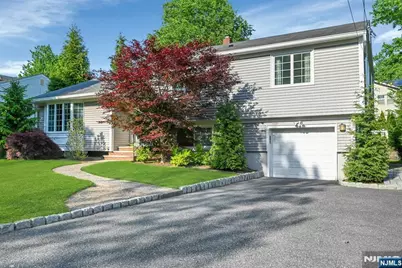 34 Eastbrook Drive, River Edge, NJ 07661 - Photo 24