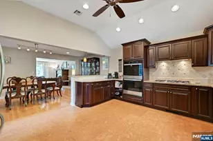 34 Eastbrook Dr, River Edge, NJ 07661 - Photo 12