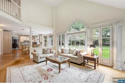 4 Hetzel Drive, Mahwah, NJ 07430 - Photo 6