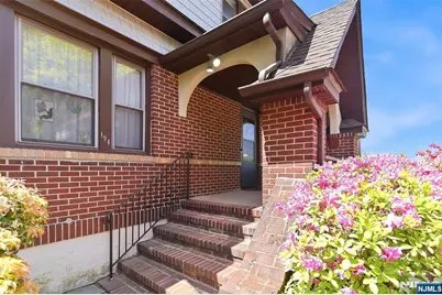 194 Parkway, Maywood, NJ 07607 - Photo 4