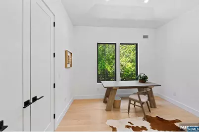284 Castle Drive, Englewood Cliffs, NJ 07632 - Photo 34