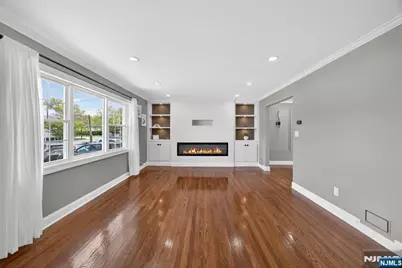 556 Princeton Street, New Milford, NJ 07646 - Photo 8